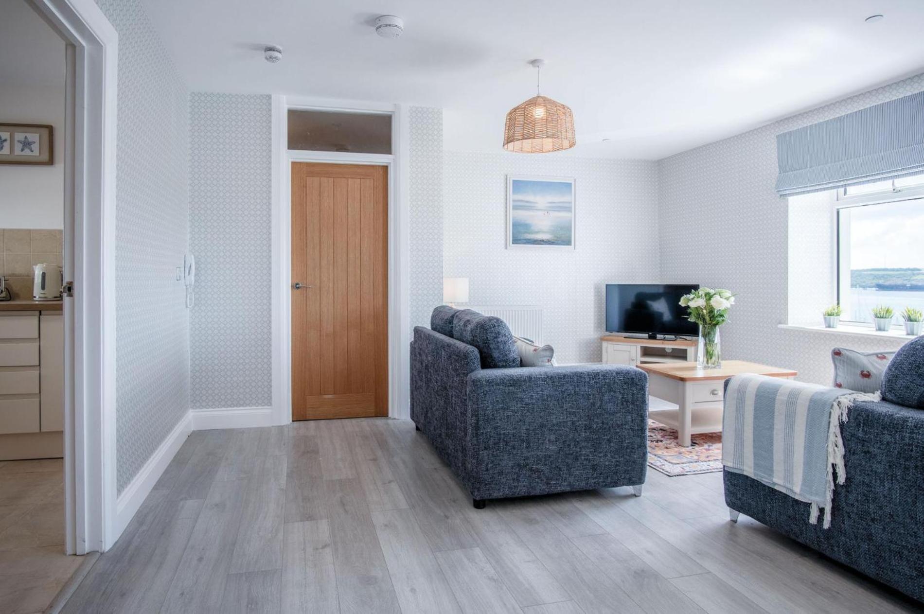 Haven View - 2 Bedroom Apartment - 米尔福德港 外观 照片